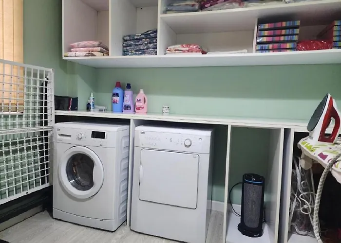 Cheap & Good By Topo 旅馆